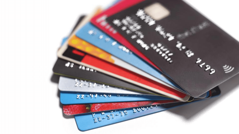 Credit Card Savvy: Building a Healthy Credit History Early&nbsp;On